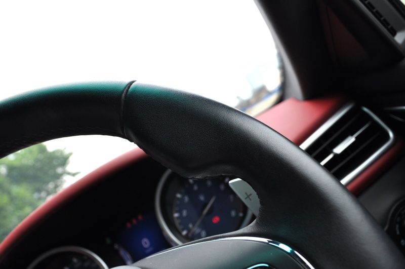 マセラティ ギブリ 中古車