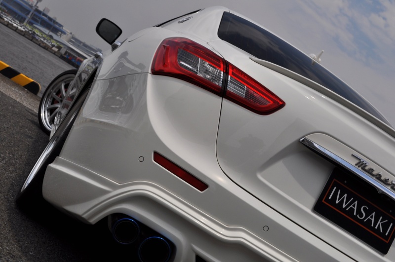 マセラティ ギブリ 中古車