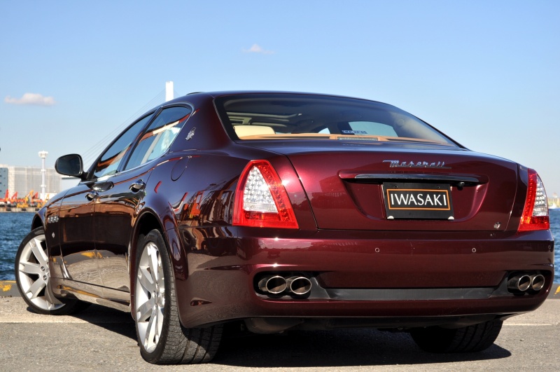 マセラティ クアトロポルテ 中古車