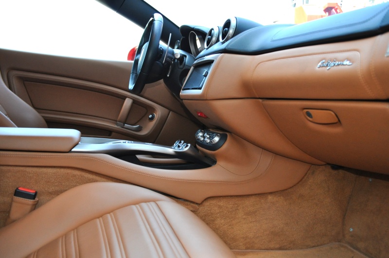 フェラーリ カリフォルニア 中古車