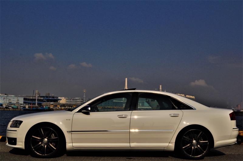 アウディ S8 中古車