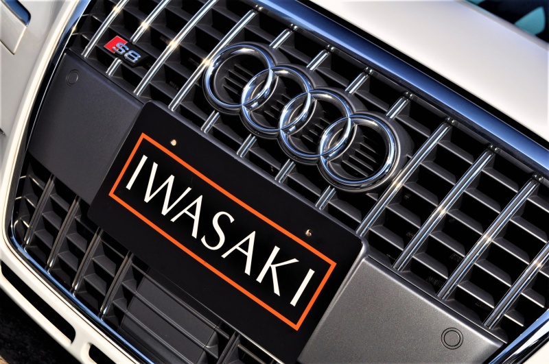 アウディ S8 中古車