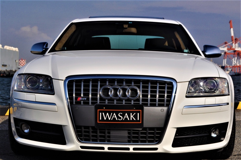 アウディ S8 中古車
