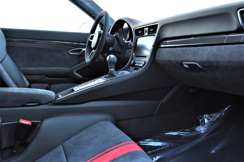 ポルシェ 911(Type991) 新車