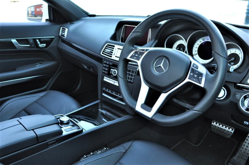 メルセデスベンツ Eクラス 