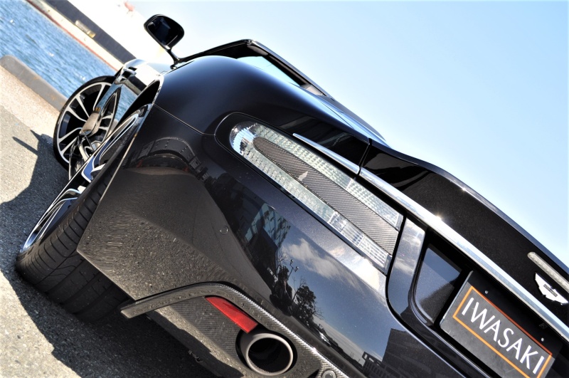 アストンマーティン DBS 中古車