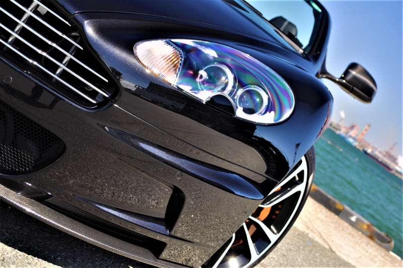 アストンマーティン DBS 中古車