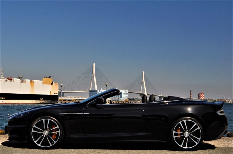 アストンマーティン DBS 中古車