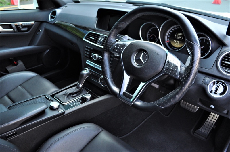 AMG Cクラス 中古車