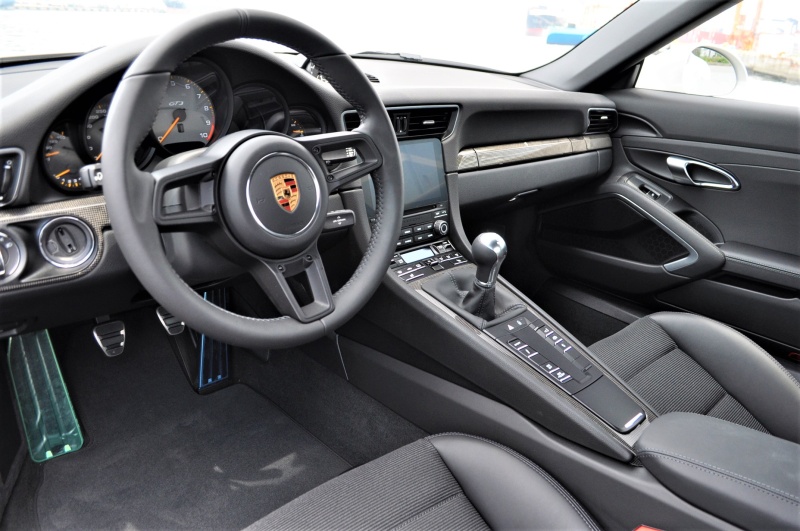 ポルシェ 911(Type991) 新車