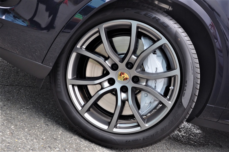 ポルシェ カイエン 新車