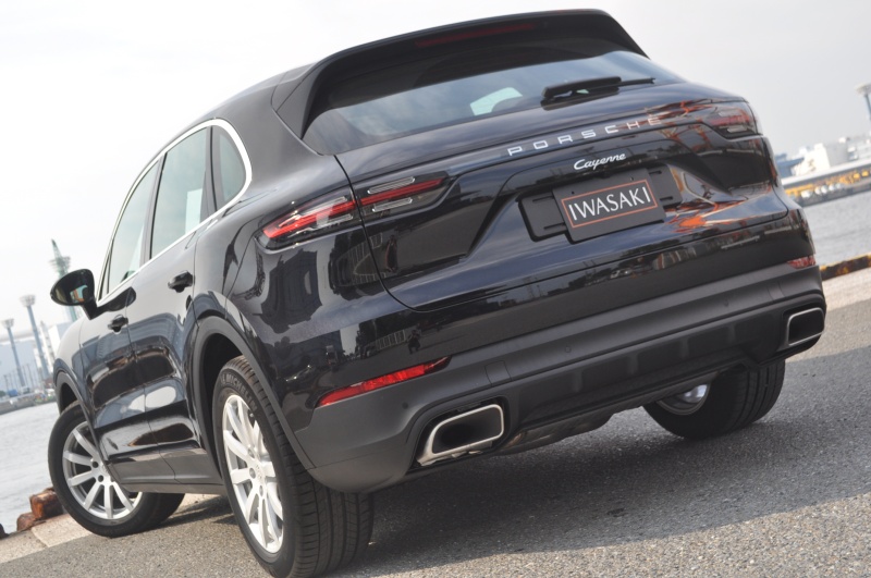 ポルシェ カイエン 新車