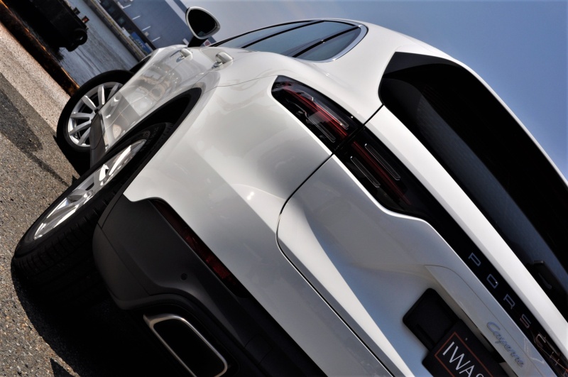 ポルシェ カイエン 新車