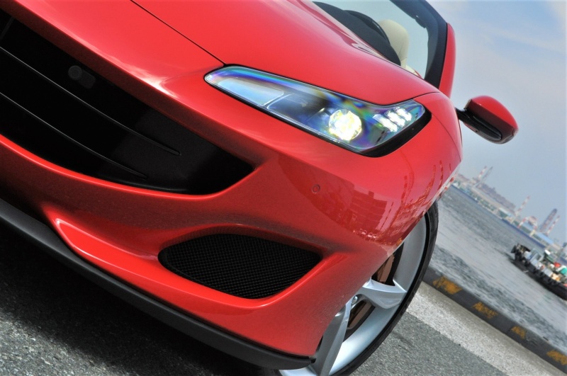 フェラーリ ポルトフィーノ 新車