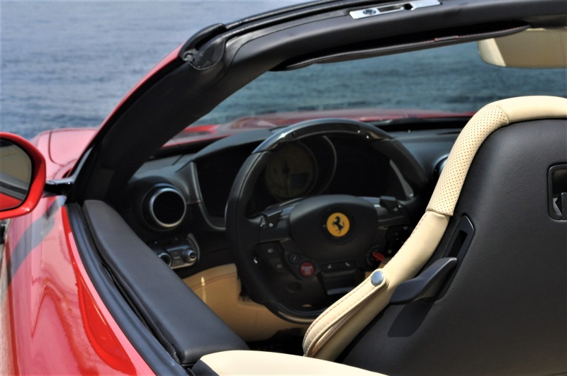 フェラーリ ポルトフィーノ 新車