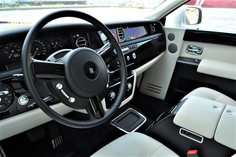 ロールスロイス ファントム 中古車