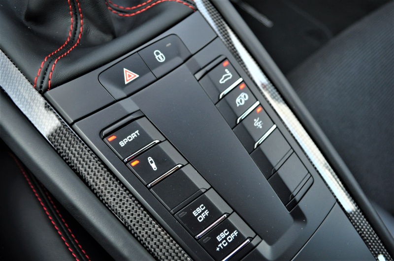 ポルシェ 911(Type991) 新車