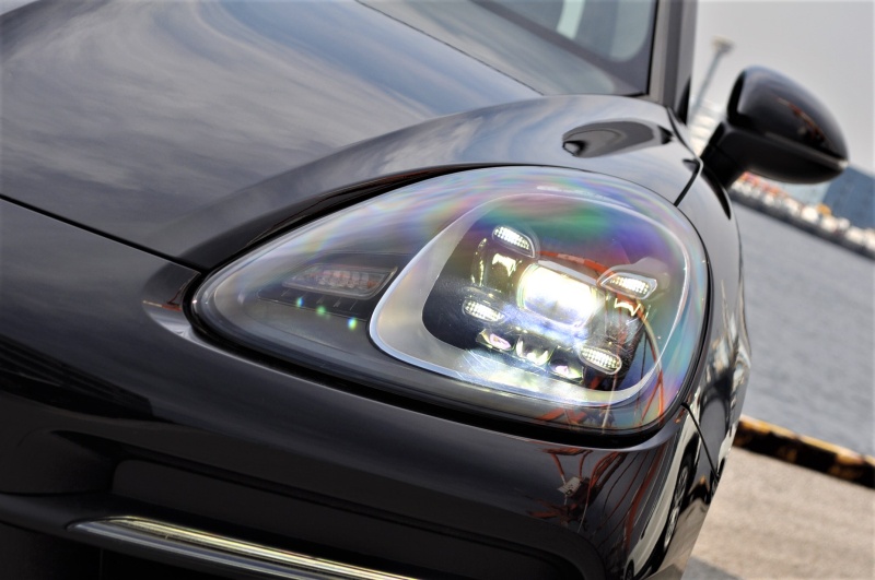 ポルシェ カイエン 新車