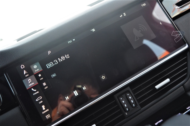 ポルシェ カイエン 新車