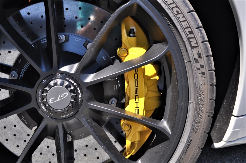 ポルシェ 911(Type991) 新車