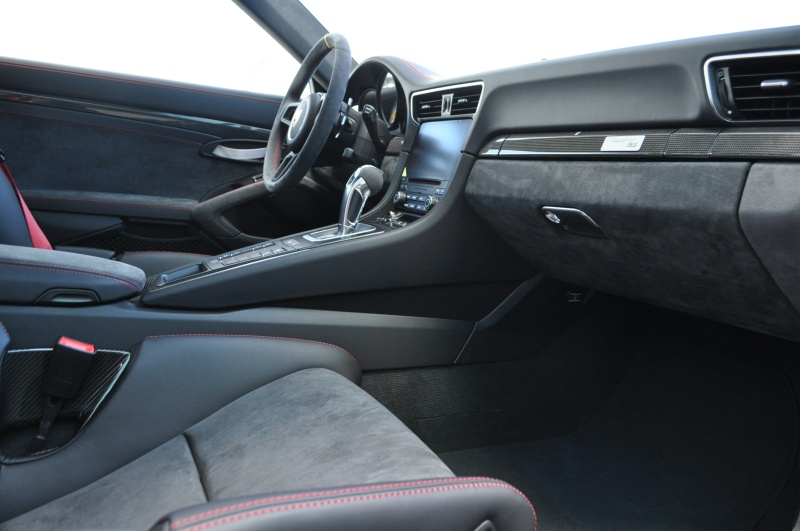 ポルシェ 911(Type991) 新車