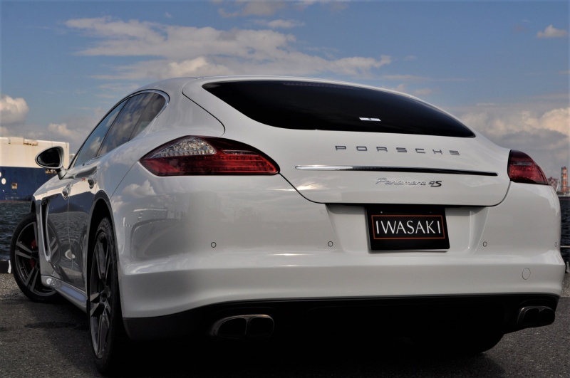 ポルシェ パナメーラ 中古車