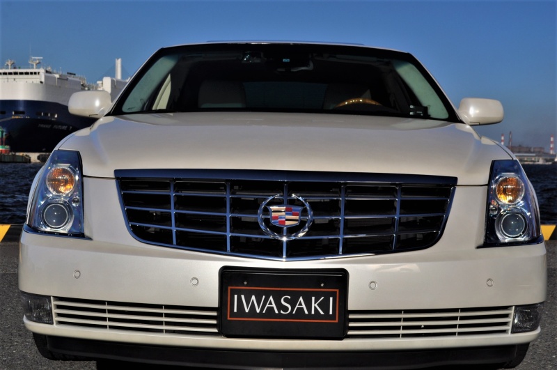 キャデラック DTS 中古車