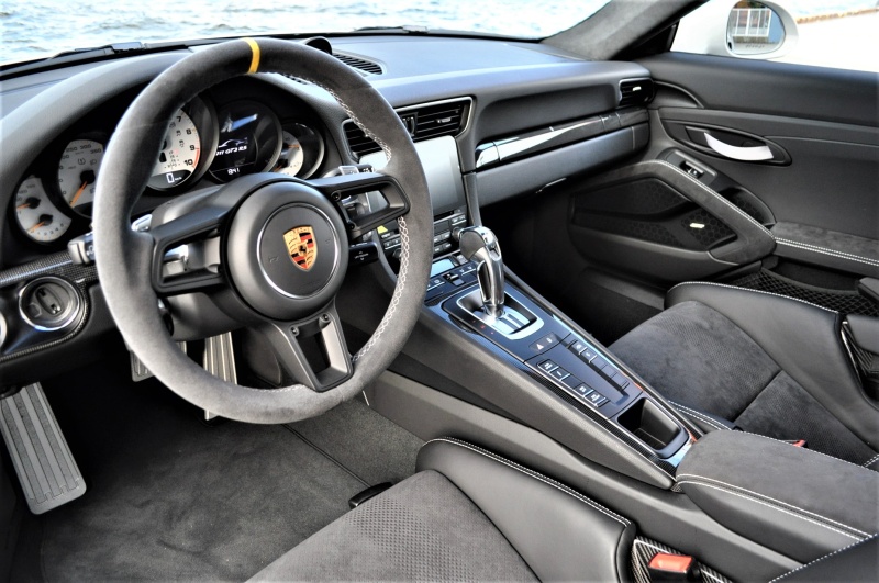 ポルシェ 911(Type991) 新車