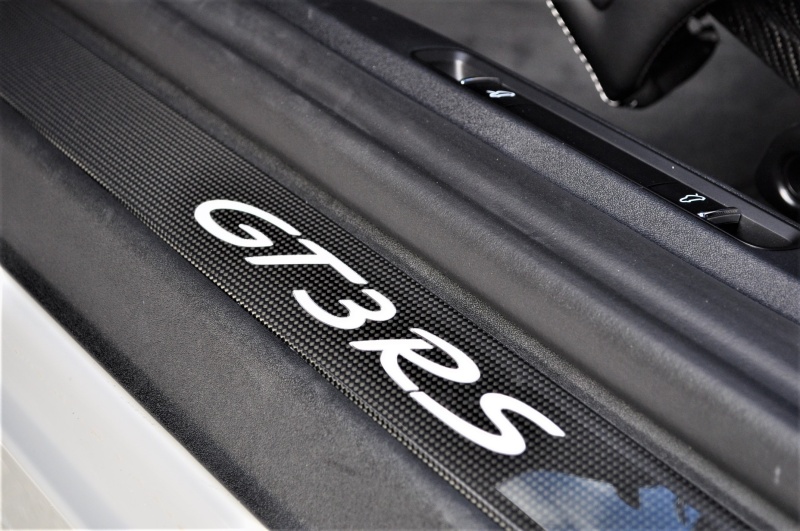 ポルシェ 911(Type991) 新車