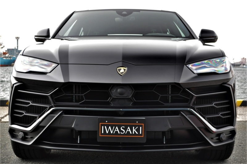 ランボルギーニ ウルス 新車