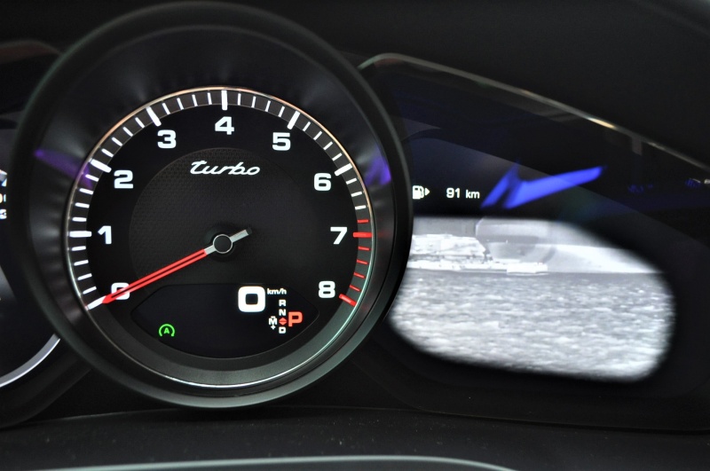 ポルシェ カイエン 新車