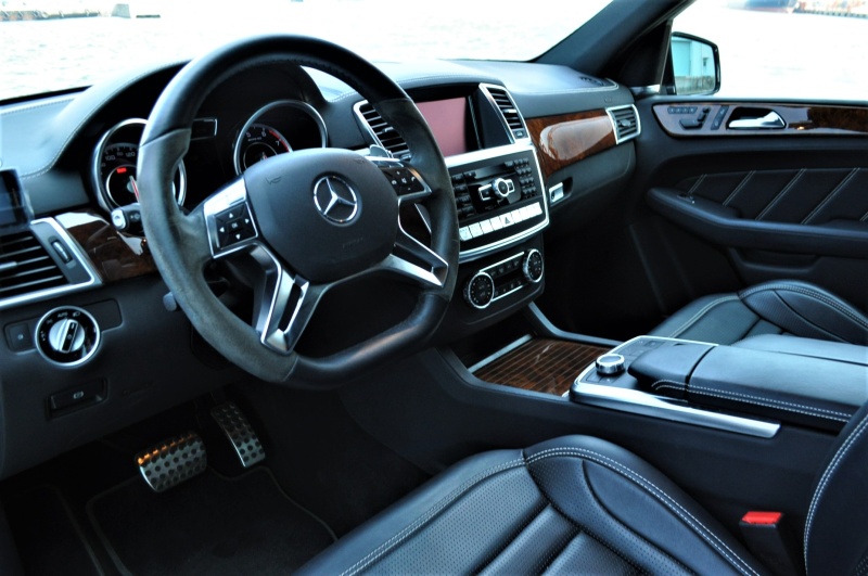 AMG Mクラス 中古車