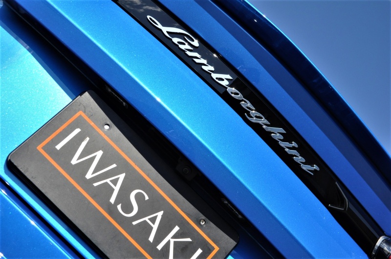 ランボルギーニ ウルス 新車