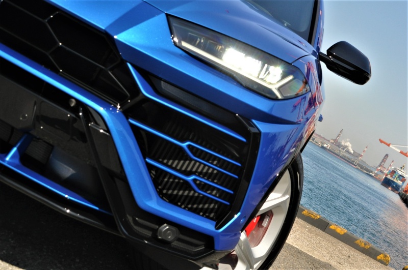 ランボルギーニ ウルス 新車