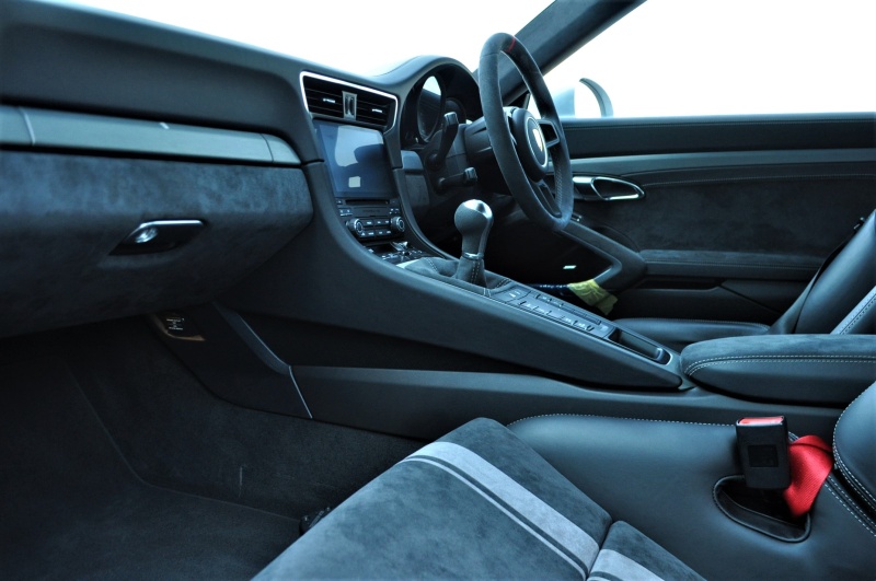 ポルシェ 911(Type991) 新車