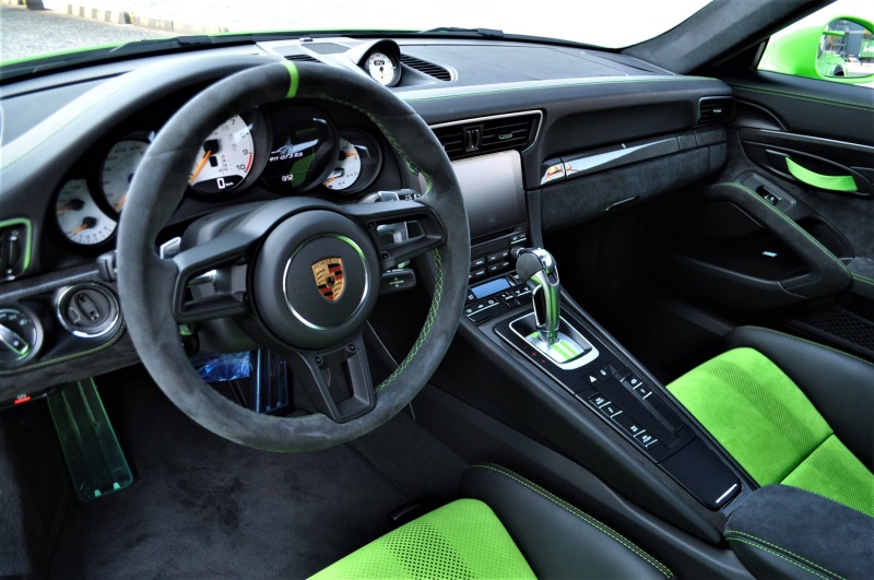 ポルシェ 911(Type991) 新車