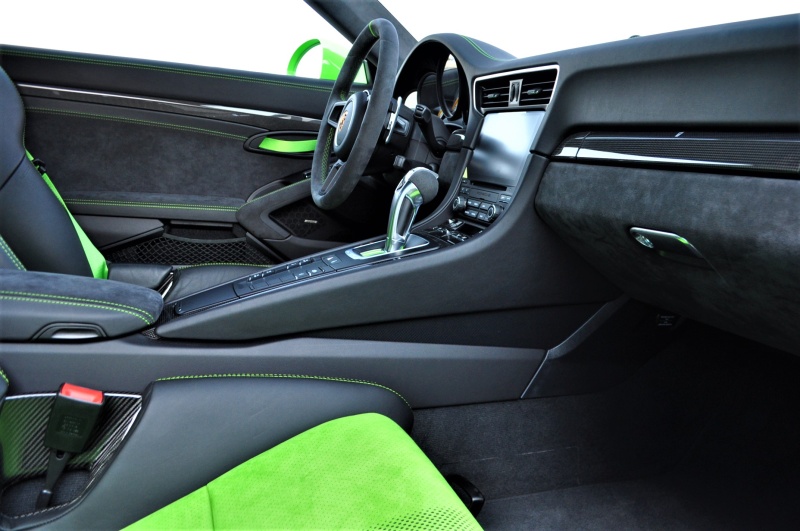 ポルシェ 911(Type991) 新車