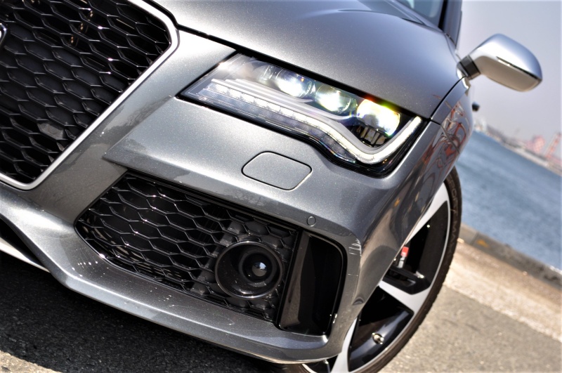 アウディ RS7 中古車