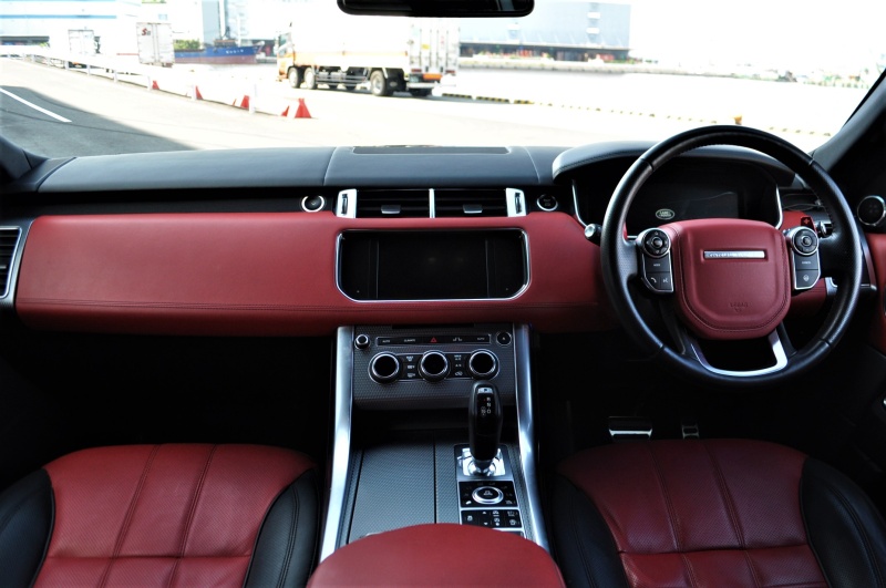 ランドローバー オートバイオグラフィー 中古車