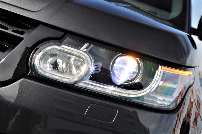 ランドローバー オートバイオグラフィー 中古車