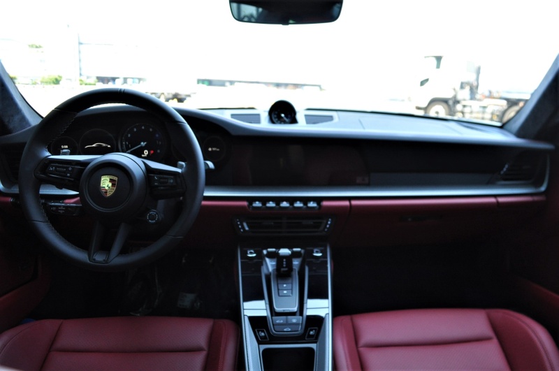 ポルシェ 911(Type992) 新車