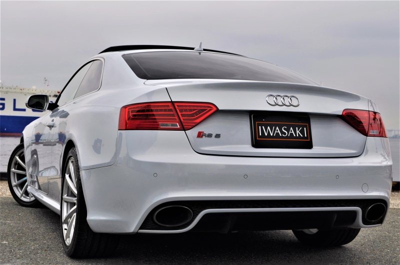 アウディ RS5 中古車