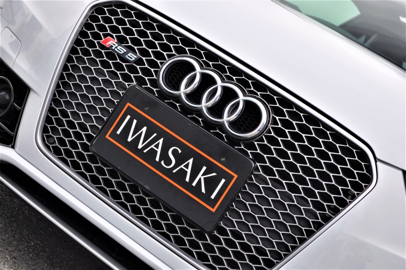 アウディ RS5 中古車