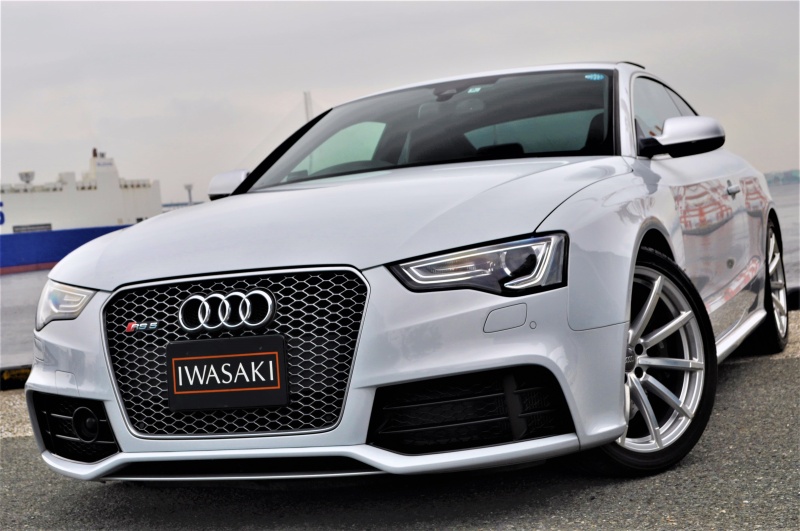 アウディ RS5 中古車