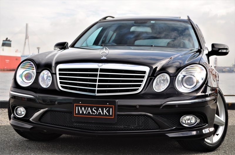 メルセデスベンツ Eクラス 後期e350ワゴンアバンギャルドs特注オーダーカラー コルンバイトブラック 新車同様1 8万km禁煙屋根保管黒本革必見 中古車 情報iwasaki Www Iwasaki Inc Co Jp