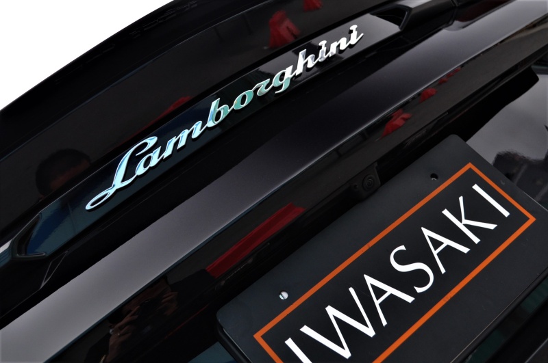 ランボルギーニ ウルス 新車