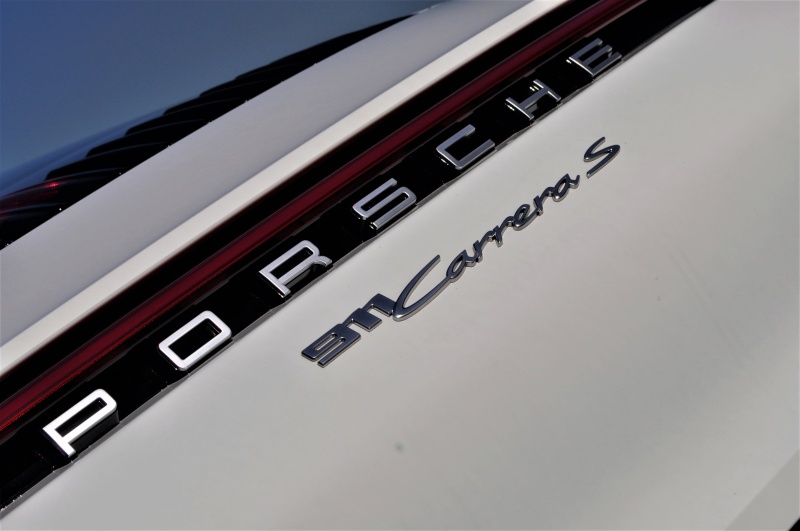 ポルシェ 911(Type992) 新車