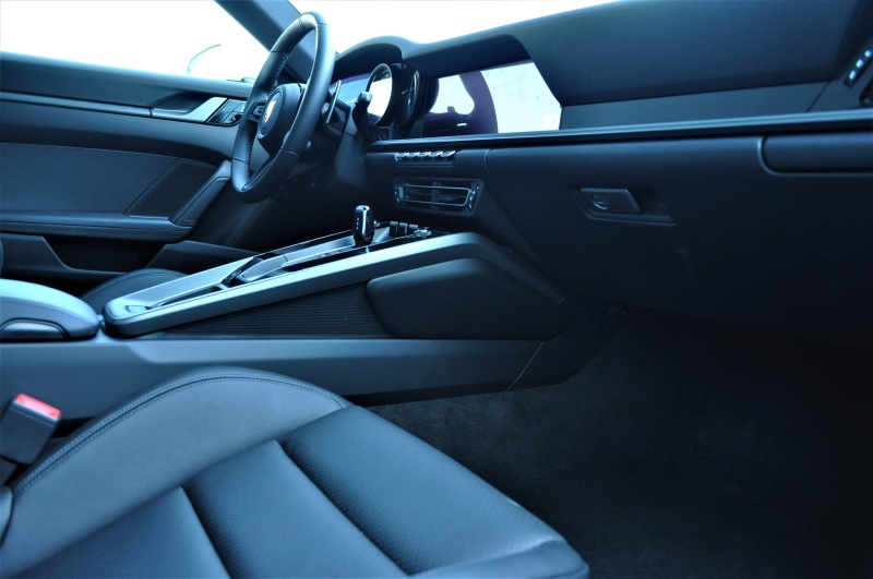 ポルシェ 911(Type992) 新車