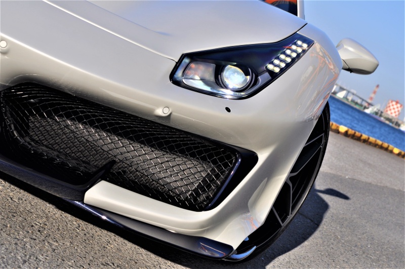 フェラーリ 488ピスタ 新車