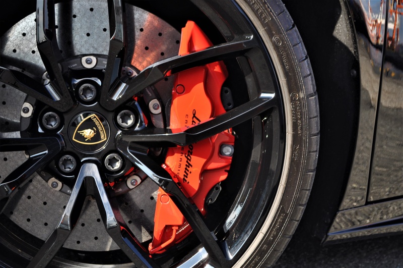 ランボルギーニ ウラカン 中古車